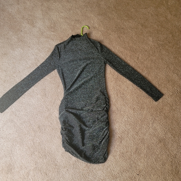 Sexy black sparkling dress - Picture 2 of 3